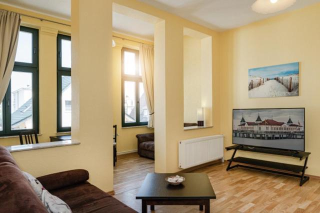 Strandvilla Ostpreussen - Dependance Strandhus ゼーバート・ヘリングスドルフ エクステリア 写真